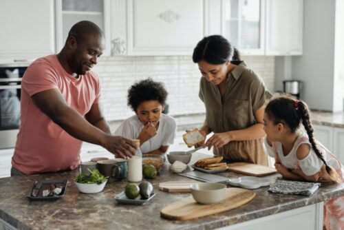 pexels-august-de-richelieu-4259140 A survey highlights the discrimination children of color from LGBT families experience (August de Richelieu/Pexels)