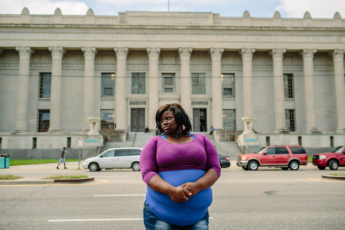 Alana Cain at the Orleans Parish Criminal Court on Thursday. She spent a week behind bars for failure to pay court fees. Credit William Widmer for The New York Times