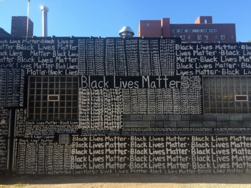 The mural commissioned by Detroit’s N’Namdi Center for Contemporary Art. Huffington Post