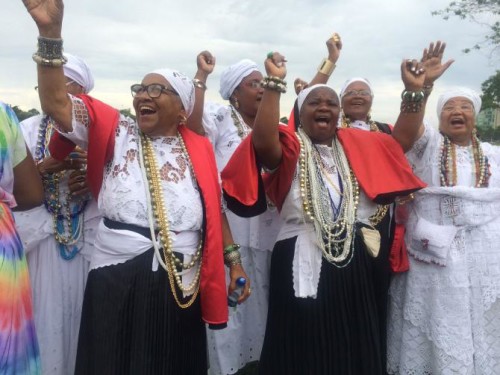 Members of the Sisterhood of Our Lady of Good Death cheered on black women marching for their rights.  (Photo credit: Kiratiana Freelon)