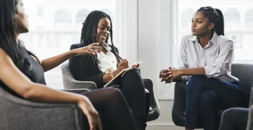 blackwomen-scaled-1 blackwomen-scaled-1