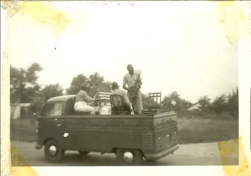 Musicians playing in the back of a truck at Lake Ivanhoe (Lake Ivanhoe Property Owners Association)