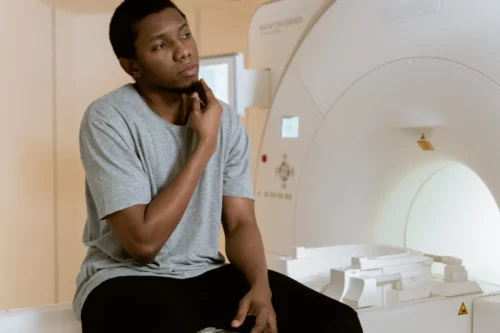 pexels-mart-production-7089633-scaled Black patients may change how they look and sound to ensure equitable healthcare according to a recent study (Mart Production / Pexels)