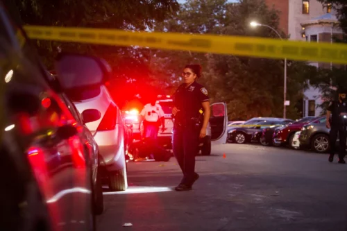 New York police investigate a shooting in Brooklyn on July 21. (Michael Nagle / Bloomberg via Getty Images file)