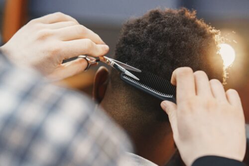 Hairdressers in New York will be required to know how to work with different hair types (Pexels)